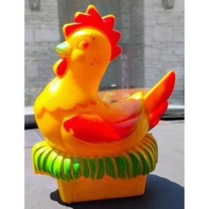 vintage Ideal toy co. 1964 chicken laying candy dispenser